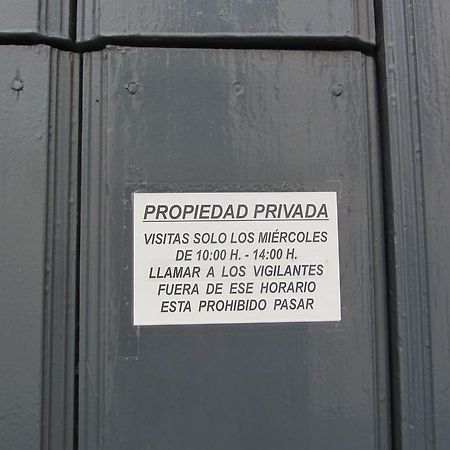 Monumento S.Xvi Corralas Севилья Экстерьер фото